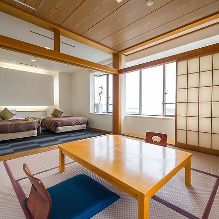 Hotel Livemax Atami Bagian luar foto