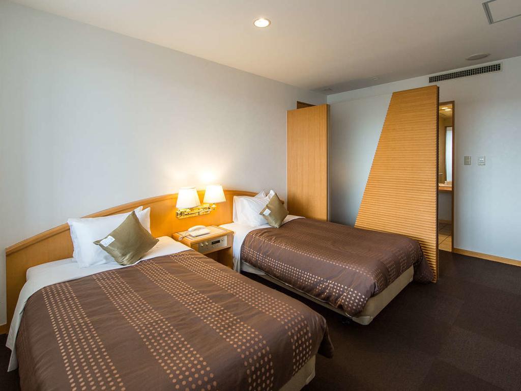 Hotel Livemax Atami Bagian luar foto