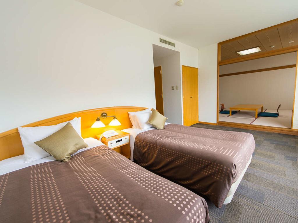 Hotel Livemax Atami Bagian luar foto