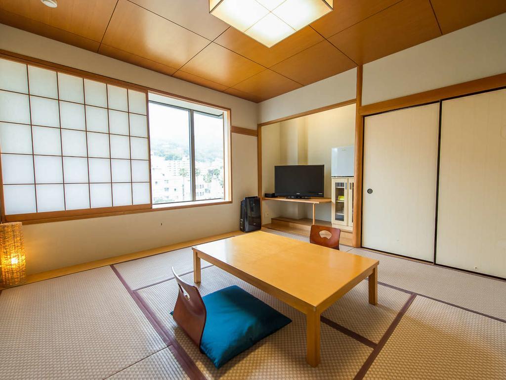 Hotel Livemax Atami Bagian luar foto